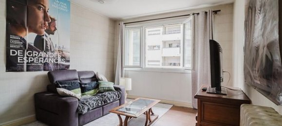 Apartamento de 2 dormitorios en Villeurbanne, France No. 287671 2