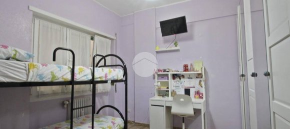 4 bedrooms Apartment in Rome, Italy No. 222482 11