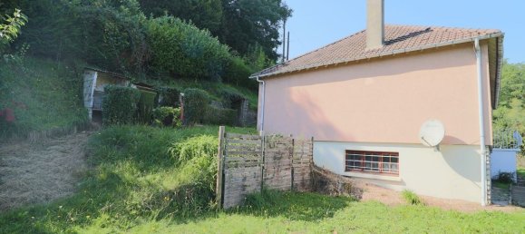 3 bedrooms House in Epernon, France No. 245229 2