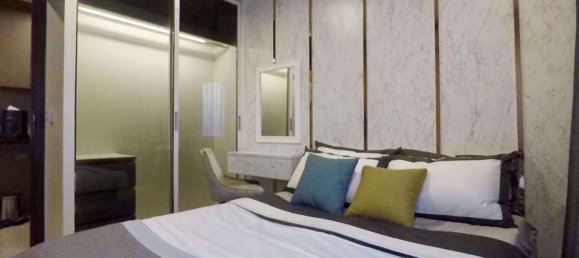 Condominio de 2 dormitorios en Ratchathewi, Thailand No. 10259 10