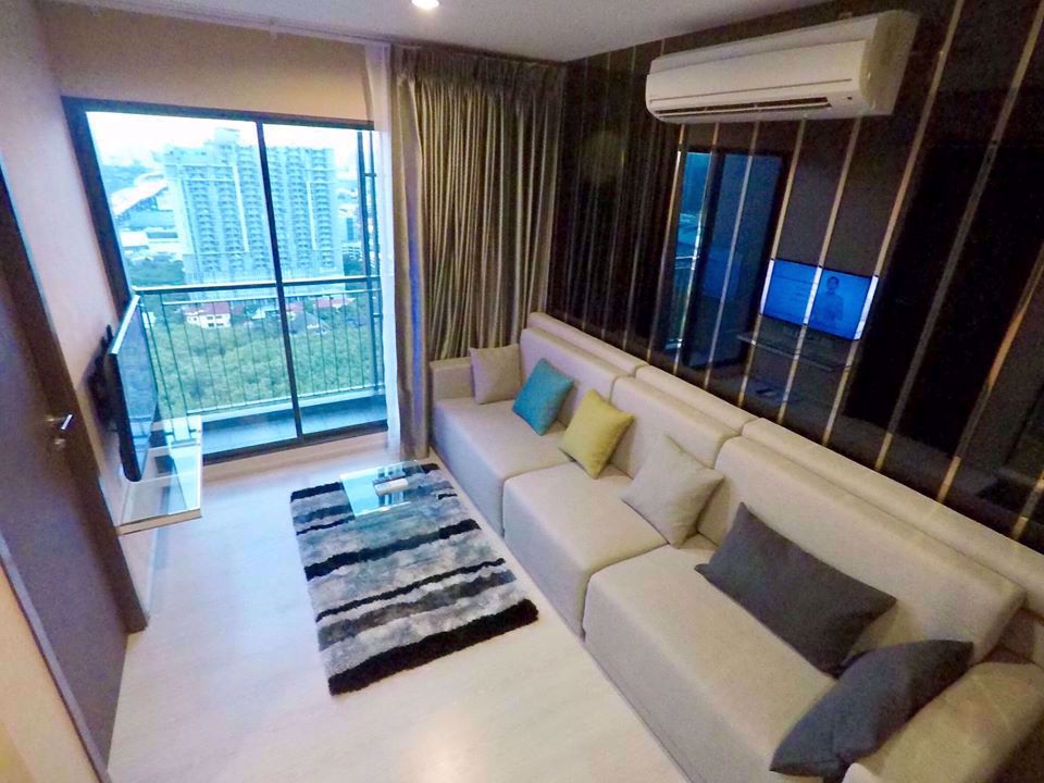 Condominio de 2 dormitorios en Ratchathewi, Thailand No. 10259
