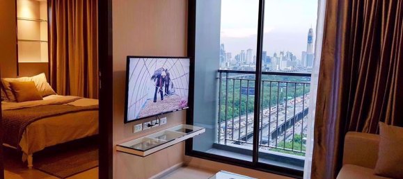 Condominio de 2 dormitorios en Ratchathewi, Thailand No. 10259 2