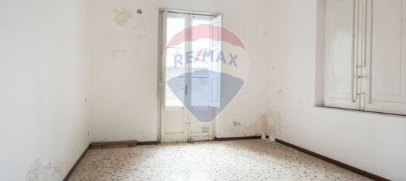 3 Schlafzimmer Haus in Belpasso, Italy, Nr. 83436 15