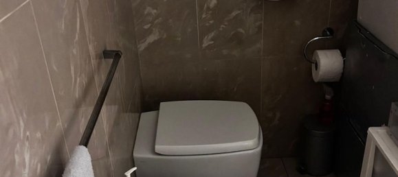 7 rooms Apartment in Jesi, Italy No. 154300 20