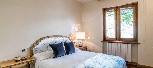 7 bedrooms Villa in Como, Italy No. 158983 33