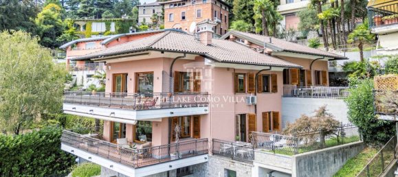 7 bedrooms Villa in Como, Italy No. 158983 2