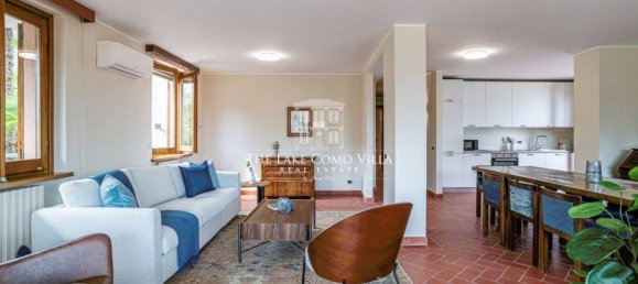 7 bedrooms Villa in Como, Italy No. 158983 9