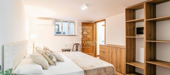 7 bedrooms Villa in Como, Italy No. 158983 10