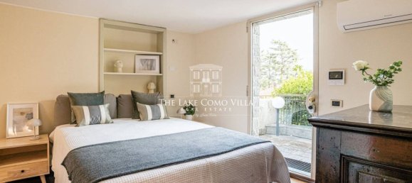 7 bedrooms Villa in Como, Italy No. 158983 11