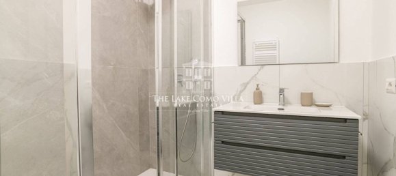 7 bedrooms Villa in Como, Italy No. 158983 18