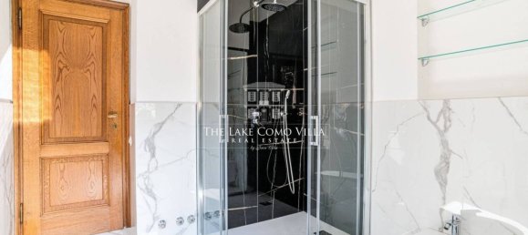 7 bedrooms Villa in Como, Italy No. 158983 36