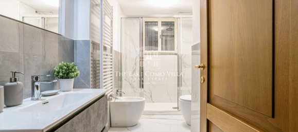 7 bedrooms Villa in Como, Italy No. 158983 13