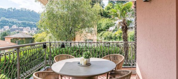 7 bedrooms Villa in Como, Italy No. 158983 20