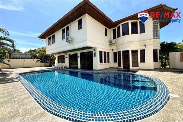 4 bedrooms Cafe / restaurant in Pattaya, Thailand No. 12844