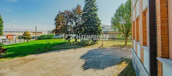 Apartamento de 1 dormitorio en Vigevano, Italy No. 307440 5