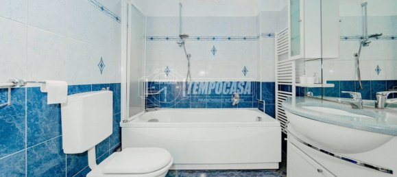 Apartamento de 1 dormitorio en Vigevano, Italy No. 307440 28