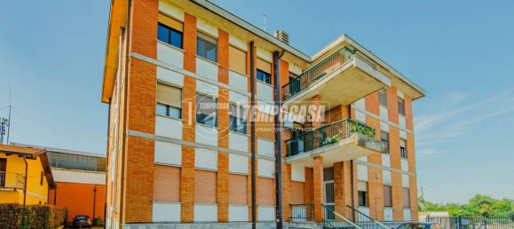 Apartamento de 1 dormitorio en Vigevano, Italy No. 307440 2