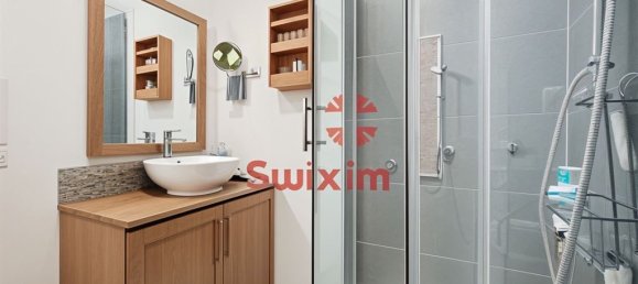 2 bedrooms Apartment in Paris, France No. 161896 8