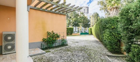 4 bedrooms House in Sintra, Portugal No. 96223 10