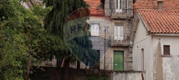 5 bedrooms House in Seia, Portugal No. 32520 3