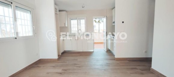 Apartamento de 2 dormitorios en Guardamar del Segura, Spain No. 291359 12