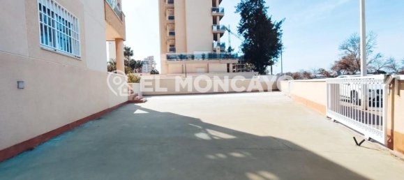 Apartamento de 2 dormitorios en Guardamar del Segura, Spain No. 291359 26