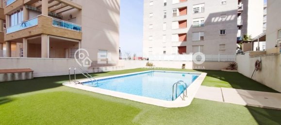 Apartamento de 2 dormitorios en Guardamar del Segura, Spain No. 291359 2
