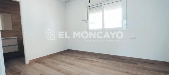 Apartamento de 2 dormitorios en Guardamar del Segura, Spain No. 291359 18