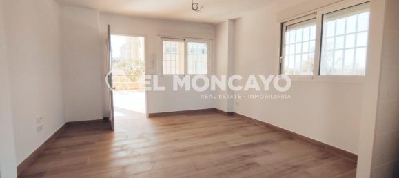 Apartamento de 2 dormitorios en Guardamar del Segura, Spain No. 291359 14