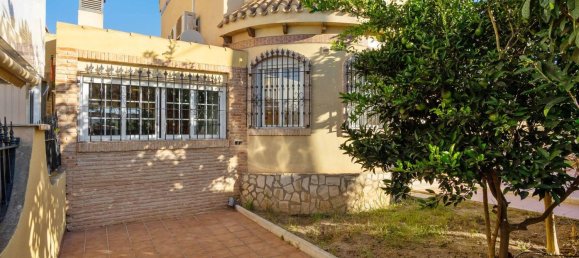 Casa de 5 dormitorios en Alicante, Spain No. 92306 25