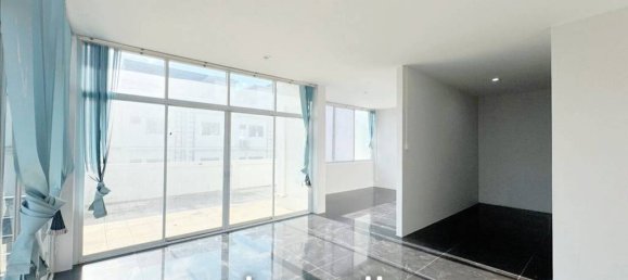 500m² Commercial property in Phan Thong, Thailand No. 13907 4