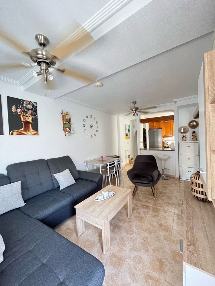 2 Schlafzimmer Wohnung in Torrevieja, Spain, Nr. 160696