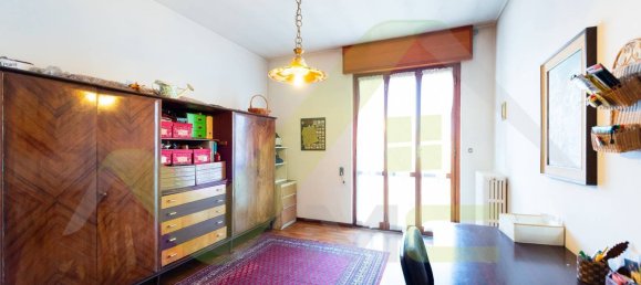 Apartamento de 4 habitaciónes en Brugherio, Italy No. 76073 10