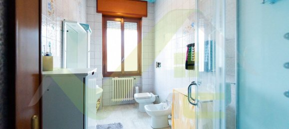 Apartamento de 4 habitaciónes en Brugherio, Italy No. 76073 13