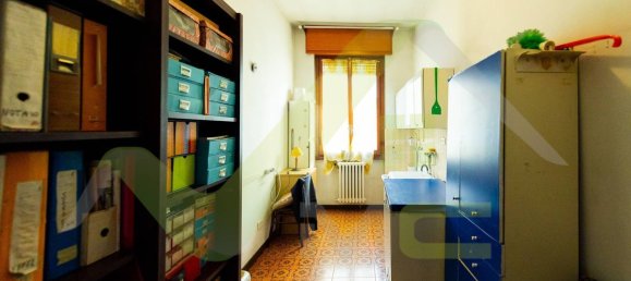 Apartamento de 4 habitaciónes en Brugherio, Italy No. 76073 9