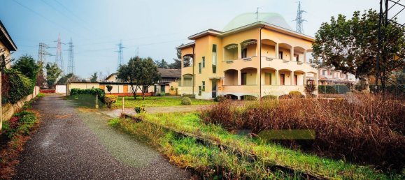 Apartamento de 4 habitaciónes en Brugherio, Italy No. 76073 3