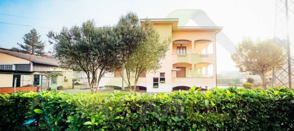 Apartamento de 4 habitaciónes en Brugherio, Italy No. 76073 2