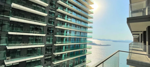 Studio in Dubai, UAE No. 21371 4