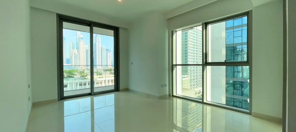 Studio in Dubai, UAE No. 21371 3