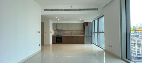 Studio in Dubai, UAE No. 21371 2