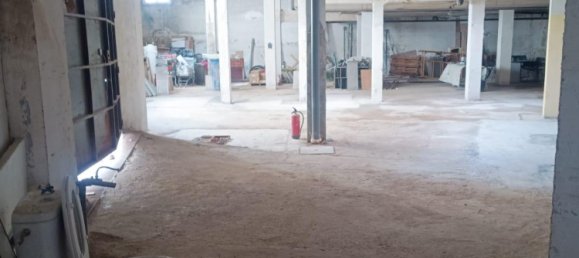  Warehouse in Madrid, Spain No. 143940 2