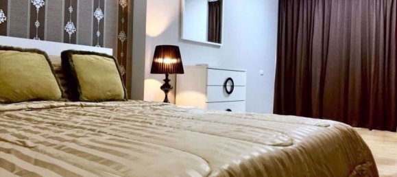 Apartamento com 1 quarto em condomínio em Din Daeng, Thailand N.º 9698 7