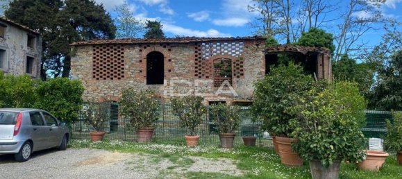 Casa de 10 divisões em Capannori, Italy N.º 120490 3
