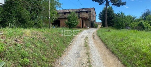Casa de 10 divisões em Capannori, Italy N.º 120490 14