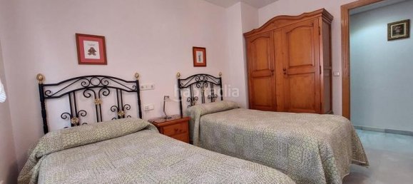 5 bedrooms Apartment in Cordoba, Spain No. 170178 3
