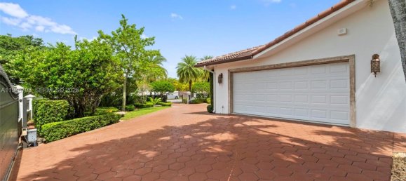 6 Schlafzimmer Villa in Miami, USA, Nr. 615180 24