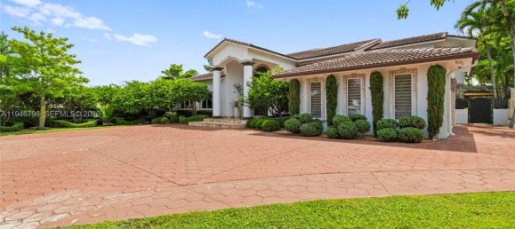 6 Schlafzimmer Villa in Miami, USA, Nr. 615180 28