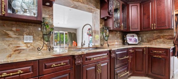 6 Schlafzimmer Villa in Miami, USA, Nr. 615180 7