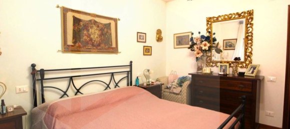 5-Zimmer Wohnung in Calcinaia, Italy, Nr. 27017 20