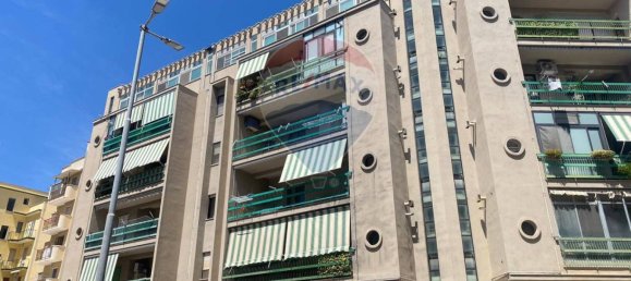 Ático de 3 dormitorios en Trani, Italy No. 347778 2